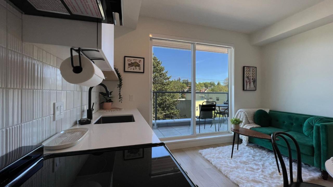 Hillside Oasis By Iris Properties! Victoria Eksteriør bilde